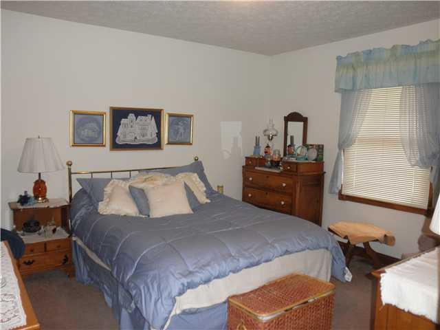 1512 R R J Boulevard Martinsville, IN 46151 - Photo 9 of 10 Gallery Image 9