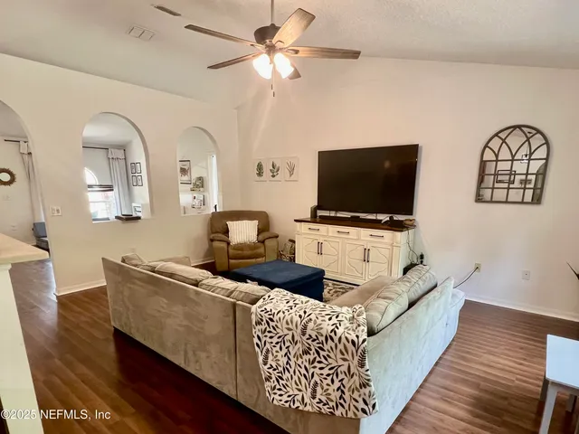 $2,500 | 75245 Fern Creek Drive, Yulee, FL 32097