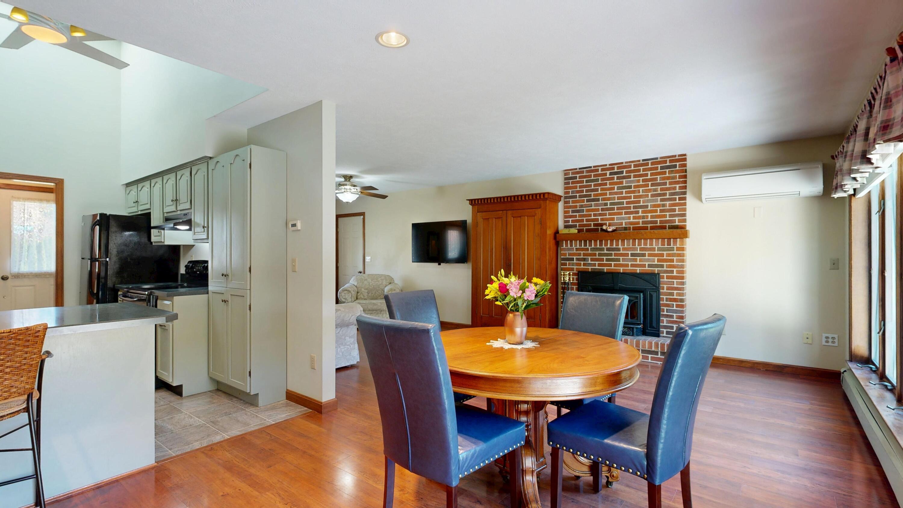 12 Hartford Street Lewiston, ME 04240 - Photo 15 of 71 Dining Area