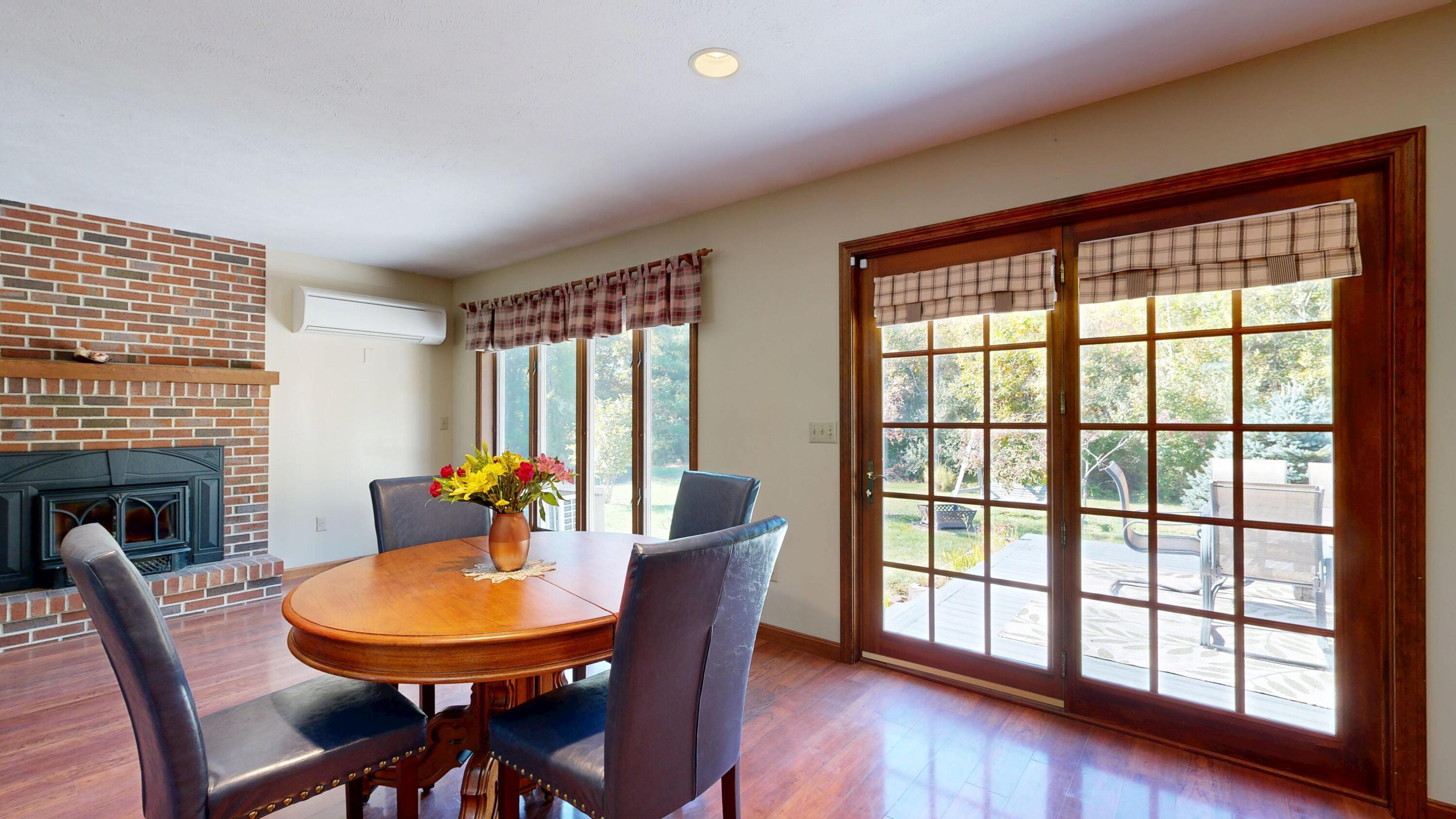 12 Hartford Street Lewiston, ME 04240 - Photo 16 of 71 Dining Area