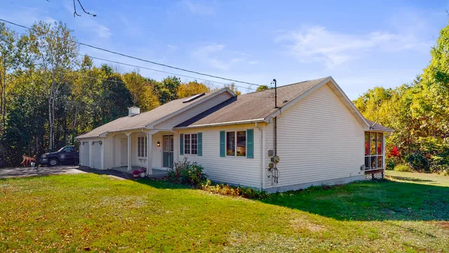 $400,000 | 12 Hartford Street, Lewiston, ME 04240