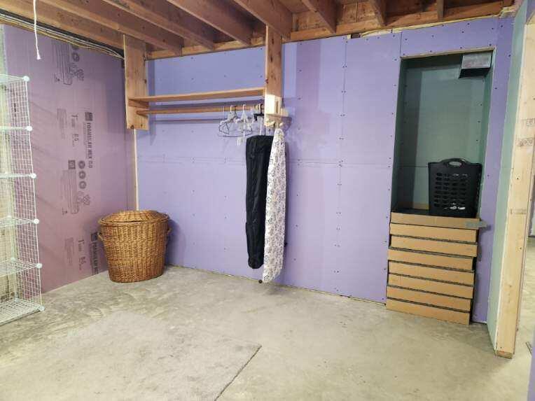 12 Hartford Street Lewiston, ME 04240 - Photo 55 of 71 thumbnail_original-301B0D83-22EF-4631-B2