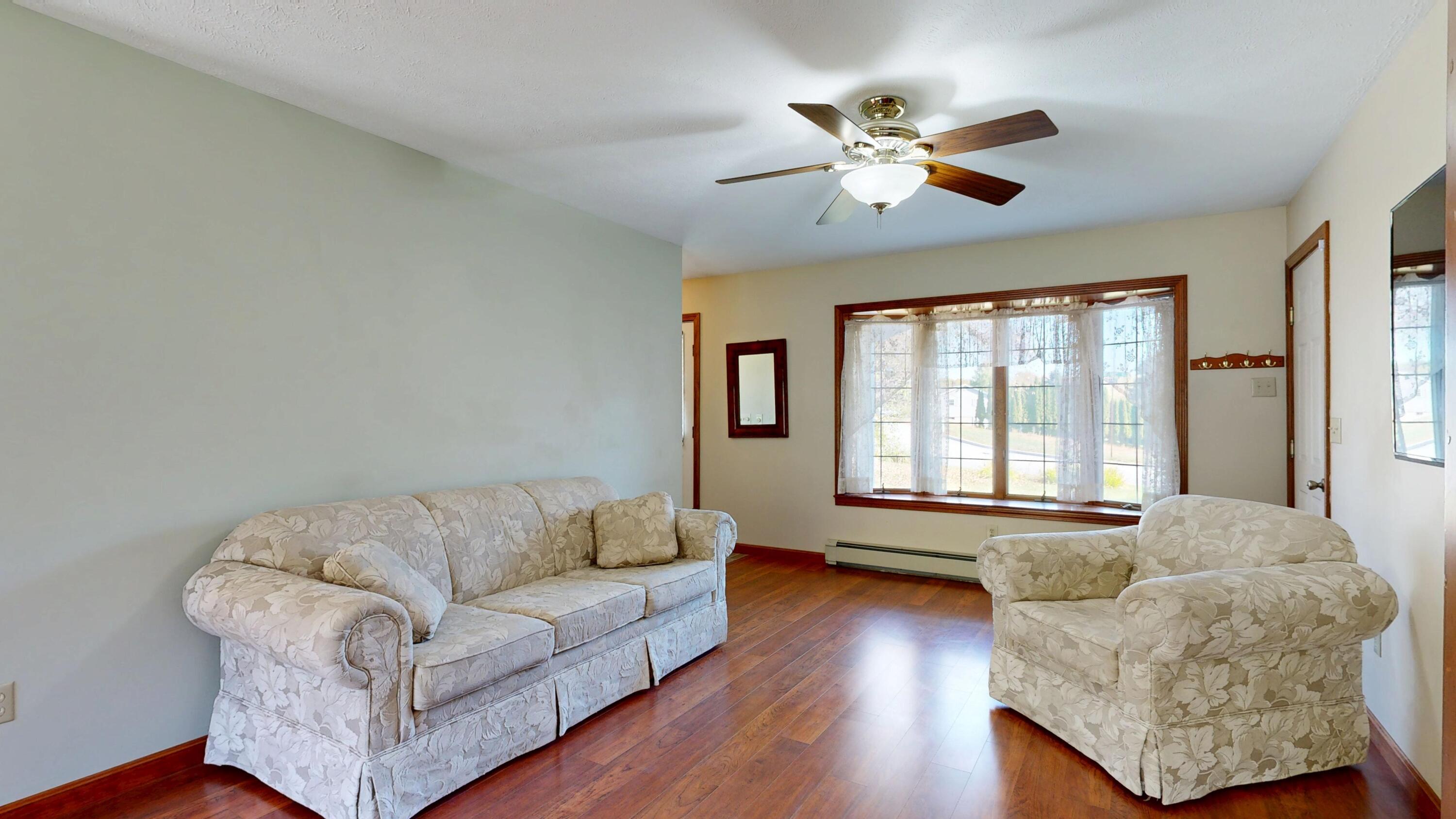 12 Hartford Street Lewiston, ME 04240 - Photo 10 of 71 Living Room