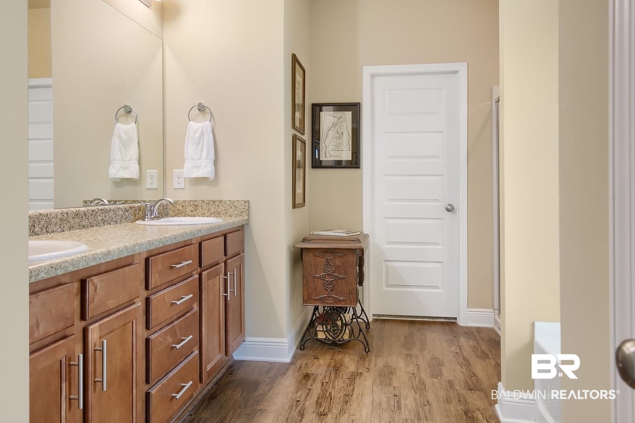 27205 Valamour Boulevard Loxley, AL 36551 - Photo 12 of 23 Large En Suite