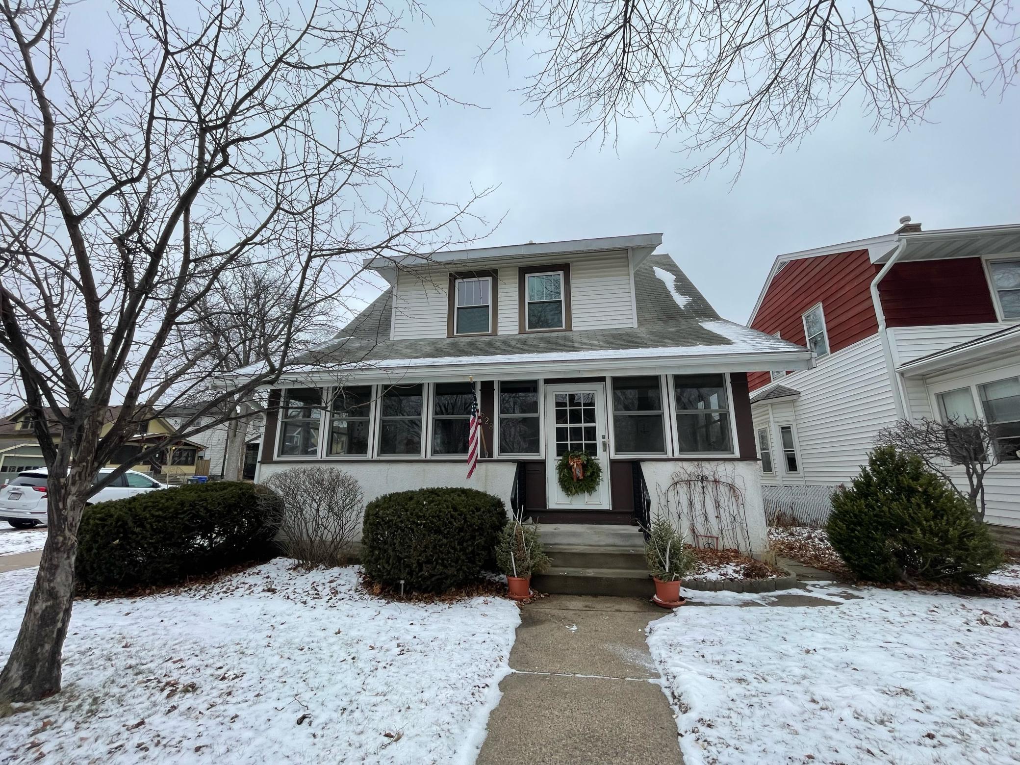 628 Simpson Street St. Paul, MN 55104 - Photo 1 of 1 Gallery Image 1