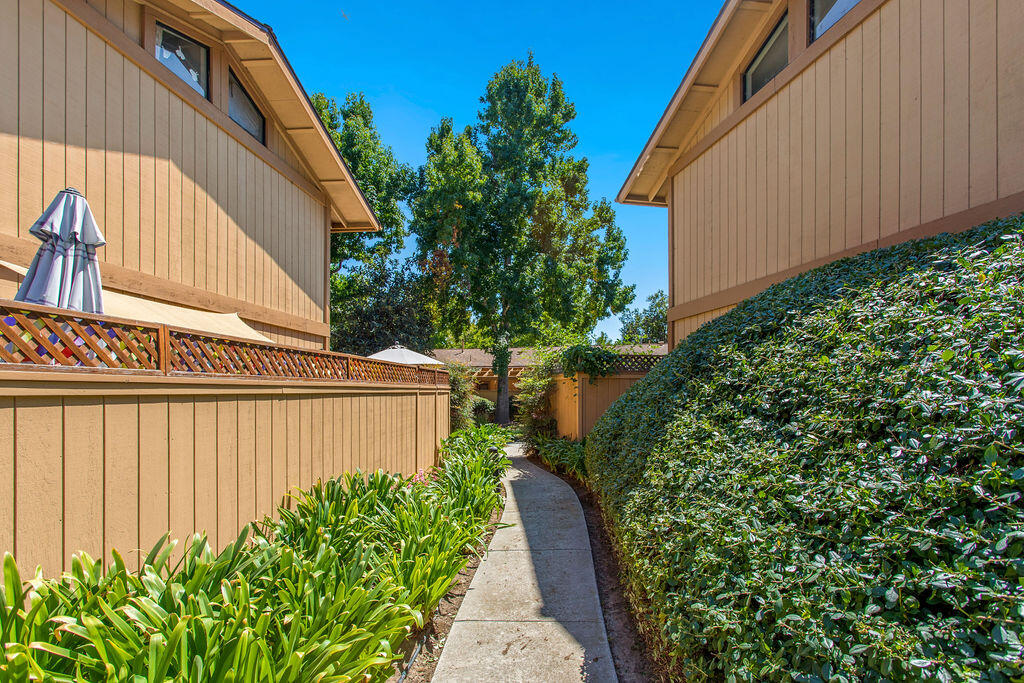 5290 Overpass Road, Unit 24 Santa Barbara, CA 93111 - Photo 39 of 51 Side path - 5290 Overpass Rd 24 SB CA