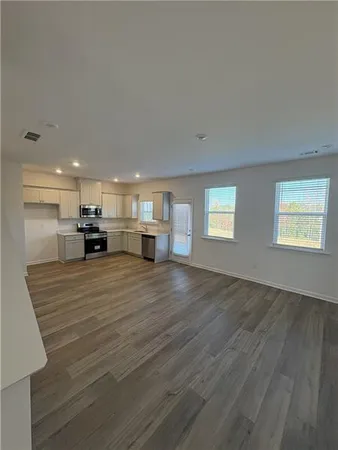 $1,800 | 162 Milledge Cmns Drive Northeast, Milledgeville, GA 31061