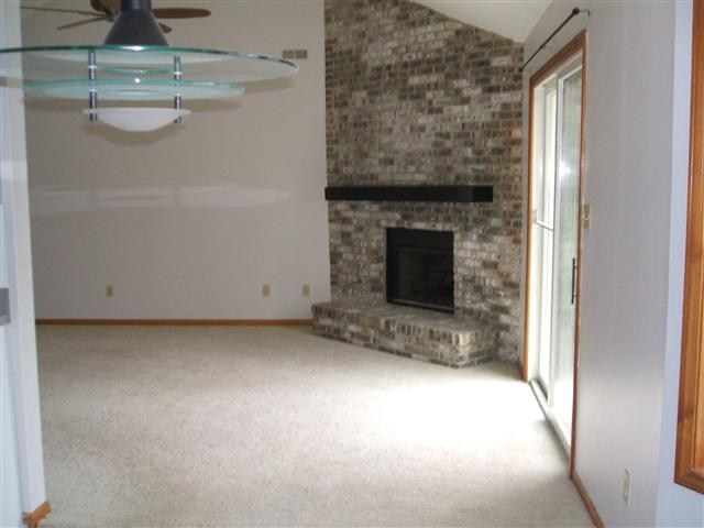 4740 Evard Road Fort Wayne, IN 46835 - Photo 4 of 5 Gallery Image 4