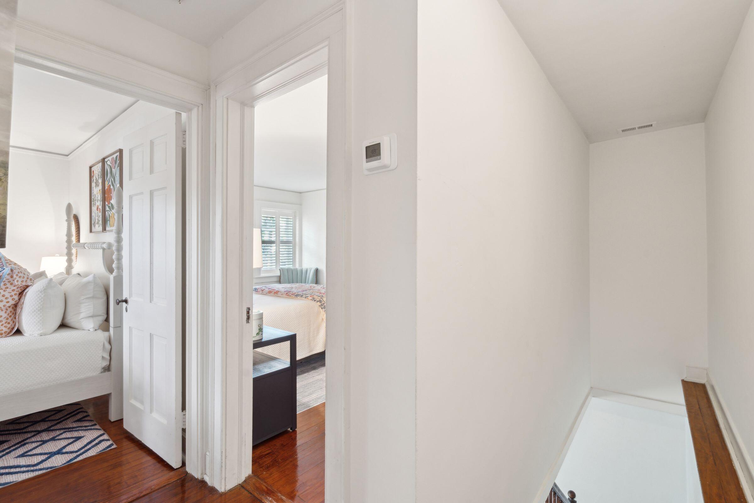 60 Hasell Street, Unit CARRIAGE RIGHT Charleston, SC 29401 - Photo 21 of 33 60HasellStUnitB-KeenEyeMarketing-058