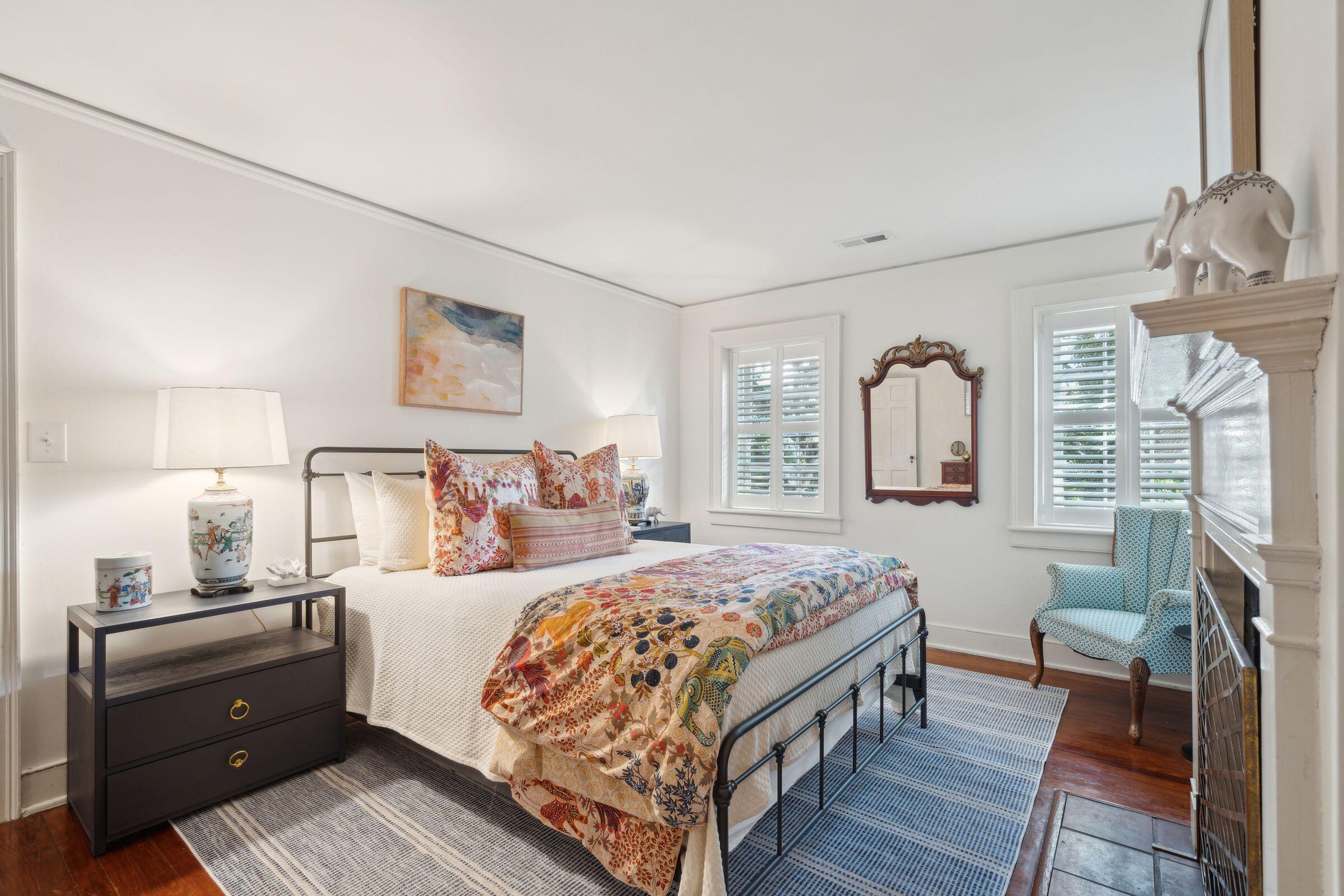 60 Hasell Street, Unit CARRIAGE RIGHT Charleston, SC 29401 - Photo 24 of 33 60HasellStUnitB-KeenEyeMarketing-061