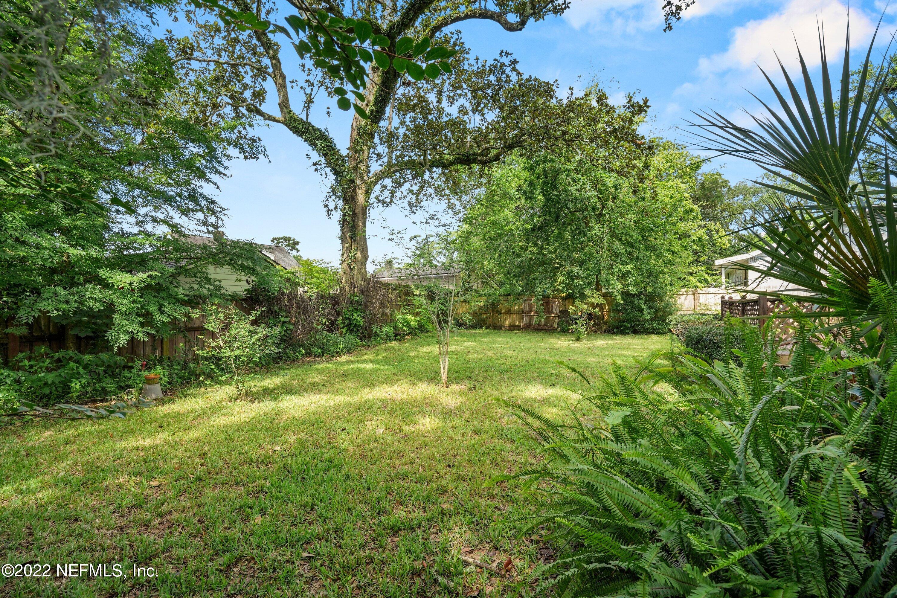 1686 Pershing Road Jacksonville, FL 32205 - Photo 29 of 29 Backyard