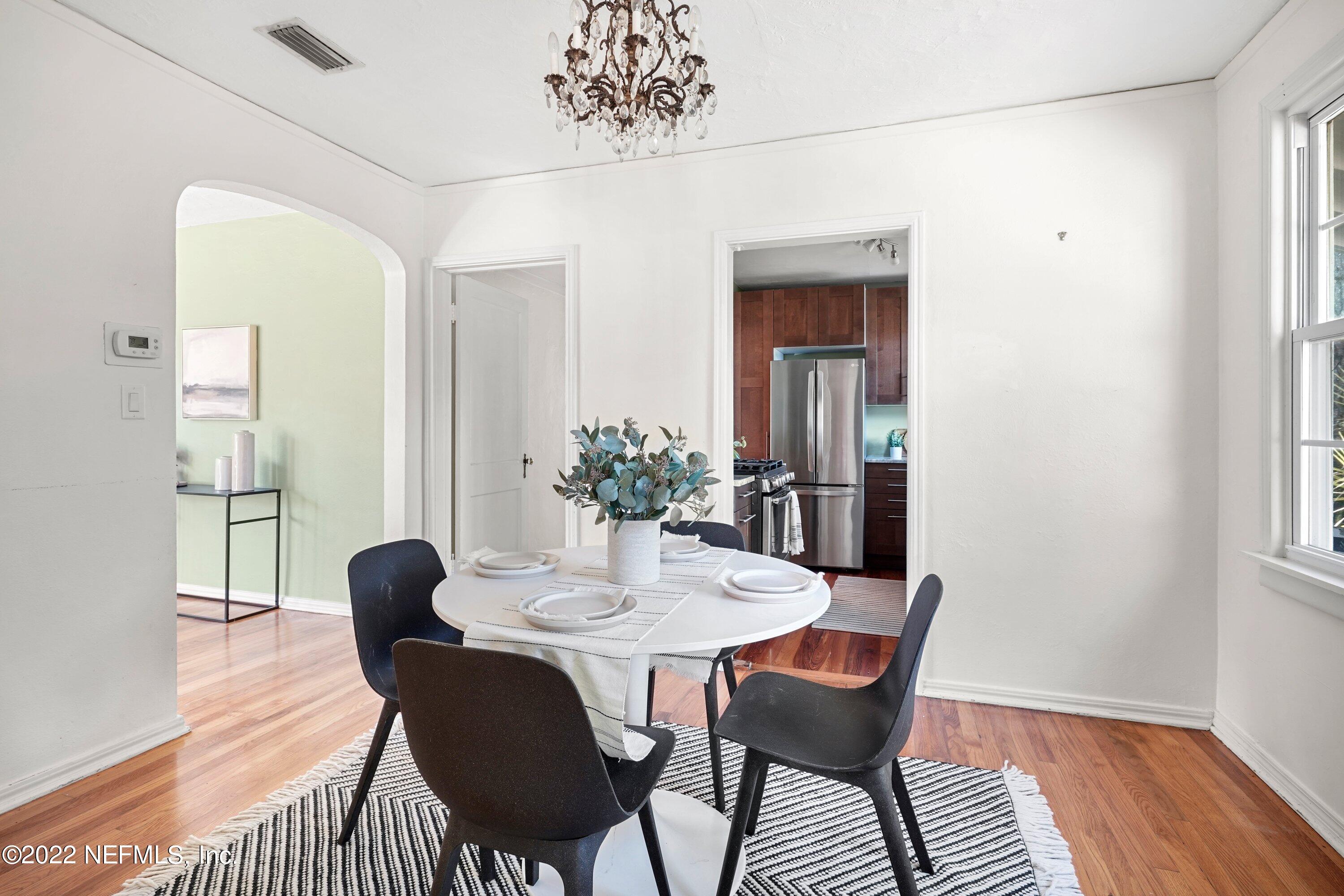 1686 Pershing Road Jacksonville, FL 32205 - Photo 10 of 29 Dining