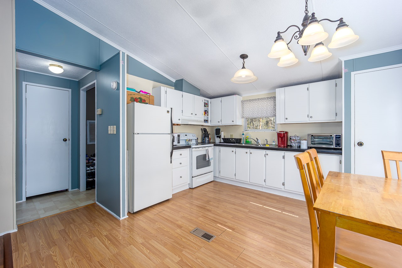 173 Meadow Road Luray, VA 22835 - Photo 4 of 31 Gallery Image 4