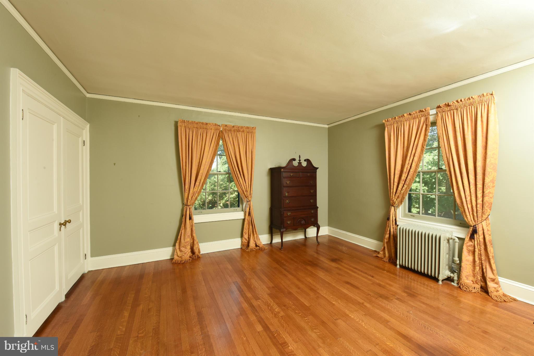 205 Wendover Road Baltimore, MD 21218 - Photo 18 of 30 Master Bedroom Sitting Room