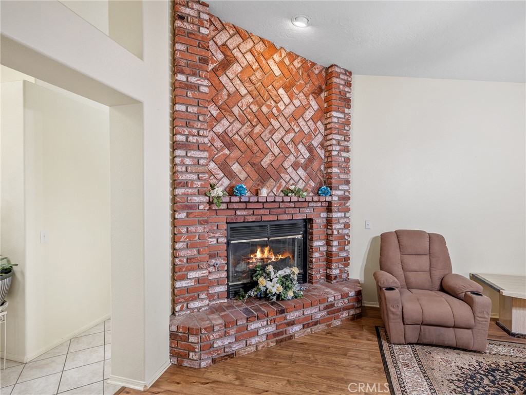 18668 Kamana Road Apple Valley, CA 92307 - Photo 15 of 35