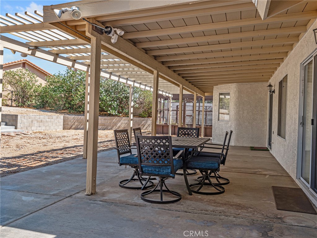 18668 Kamana Road Apple Valley, CA 92307 - Photo 30 of 35