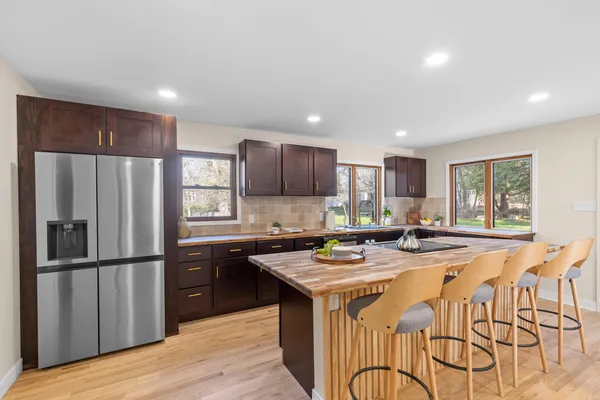 $1 | W377-s3527 School Section Lake Drive, Ottawa, WI 53118