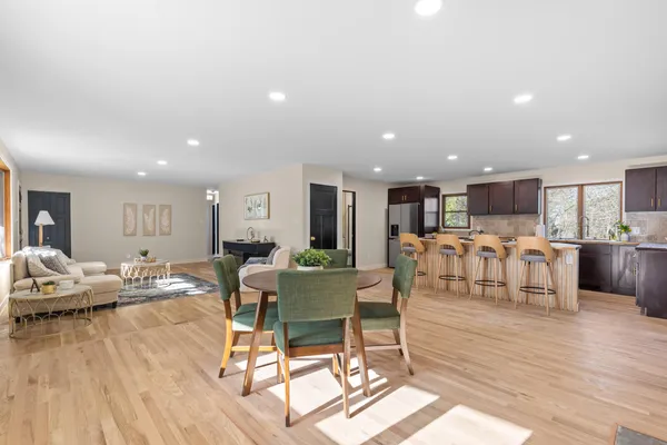 $1 | W377-s3527 School Section Lake Drive, Ottawa, WI 53118