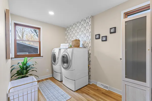 $1 | W377-s3527 School Section Lake Drive, Ottawa, WI 53118