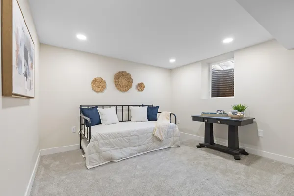 $1 | W377-s3527 School Section Lake Drive, Ottawa, WI 53118