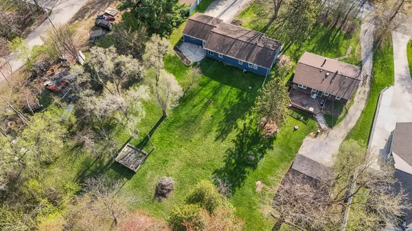 $1 | W377-s3527 School Section Lake Drive, Ottawa, WI 53118