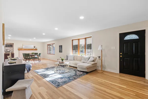 $1 | W377-s3527 School Section Lake Drive, Ottawa, WI 53118