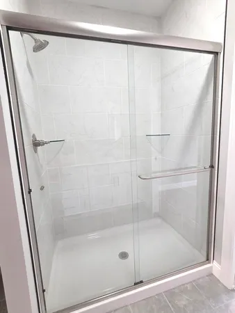 $389,900 | 3 Saint Ivans Circle, Bloomington, IL 61705