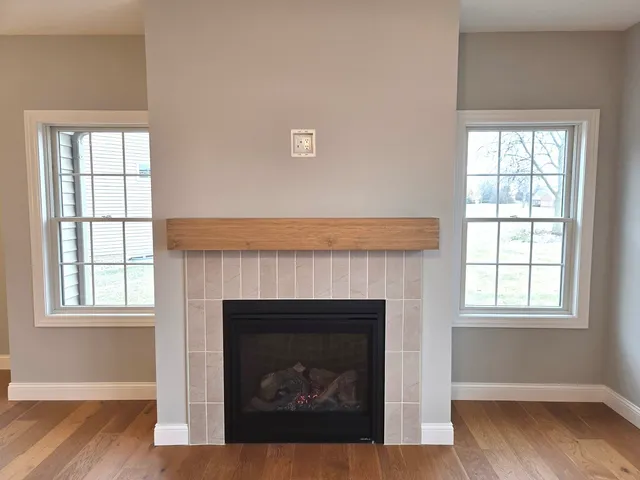 $389,900 | 3 Saint Ivans Circle, Bloomington, IL 61705