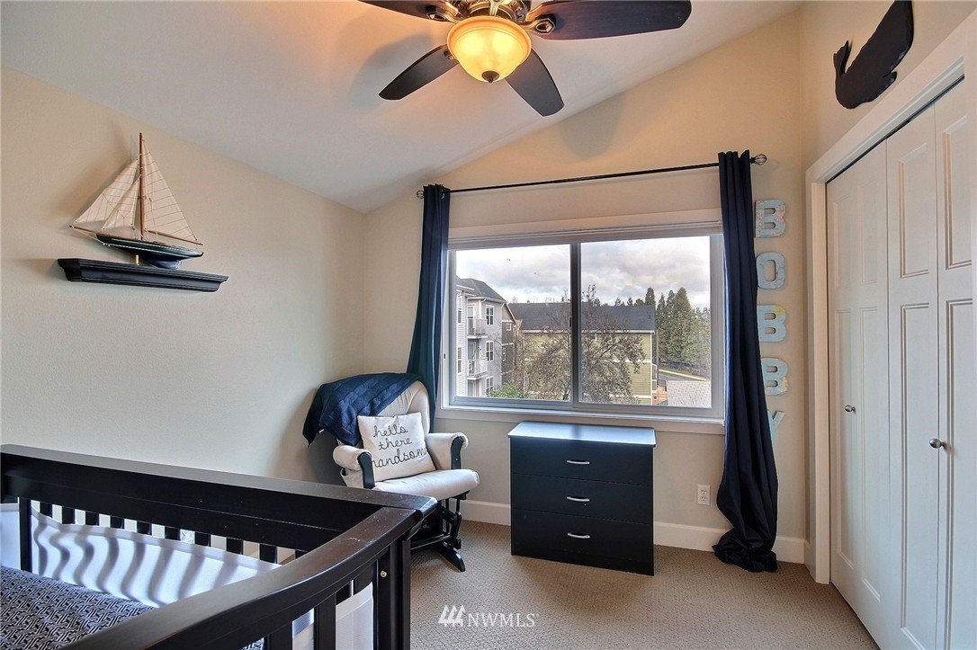 2116 West Ruffner Street Seattle, WA 98199 - Photo 17 of 21 Gallery Image 17