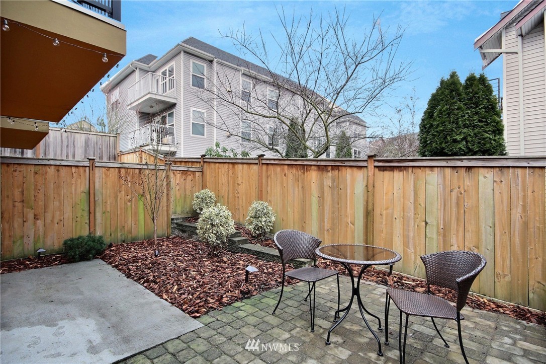 2116 West Ruffner Street Seattle, WA 98199 - Photo 21 of 21 Gallery Image 21