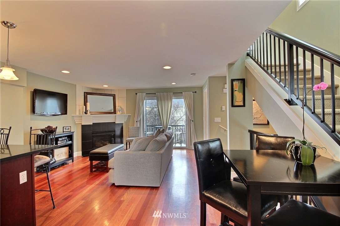 2116 West Ruffner Street Seattle, WA 98199 - Photo 9 of 21 Gallery Image 9