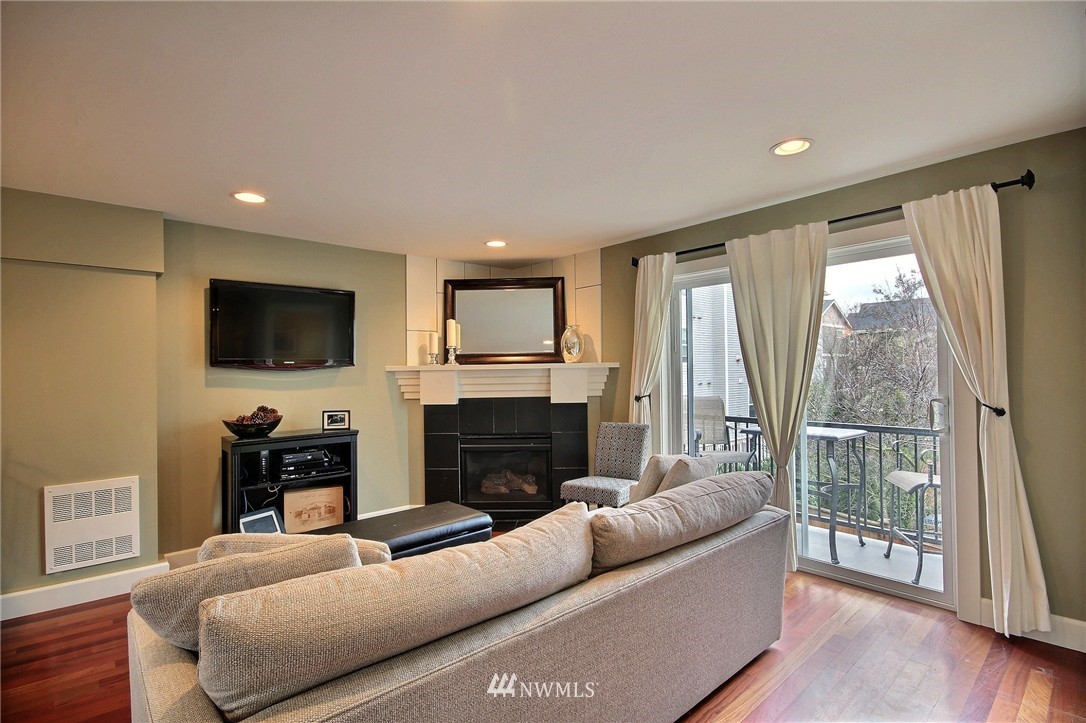 2116 West Ruffner Street Seattle, WA 98199 - Photo 10 of 21 Gallery Image 10