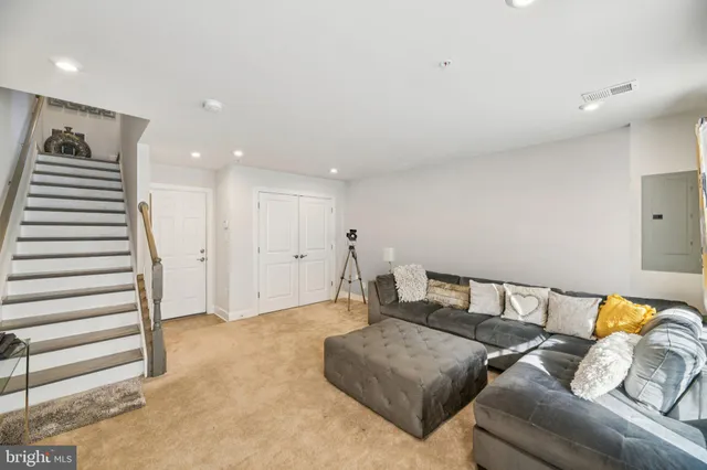 $3,000 | 251 Phoenix Drive, Upper Marlboro, MD 20774