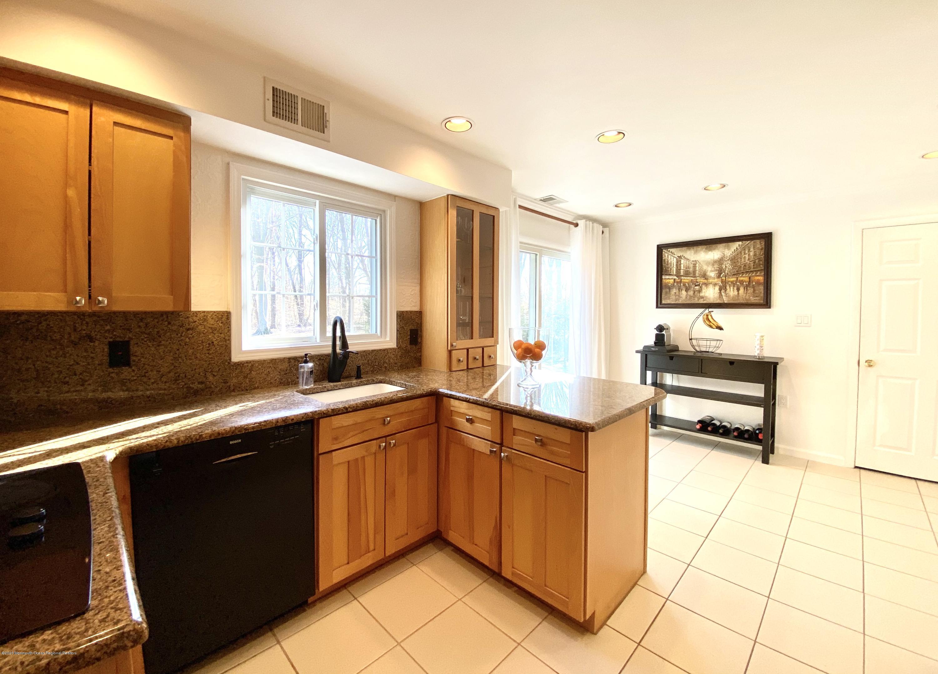 52 Applegate Road Freehold, NJ 07728 - Photo 14 of 29 IMG_1397