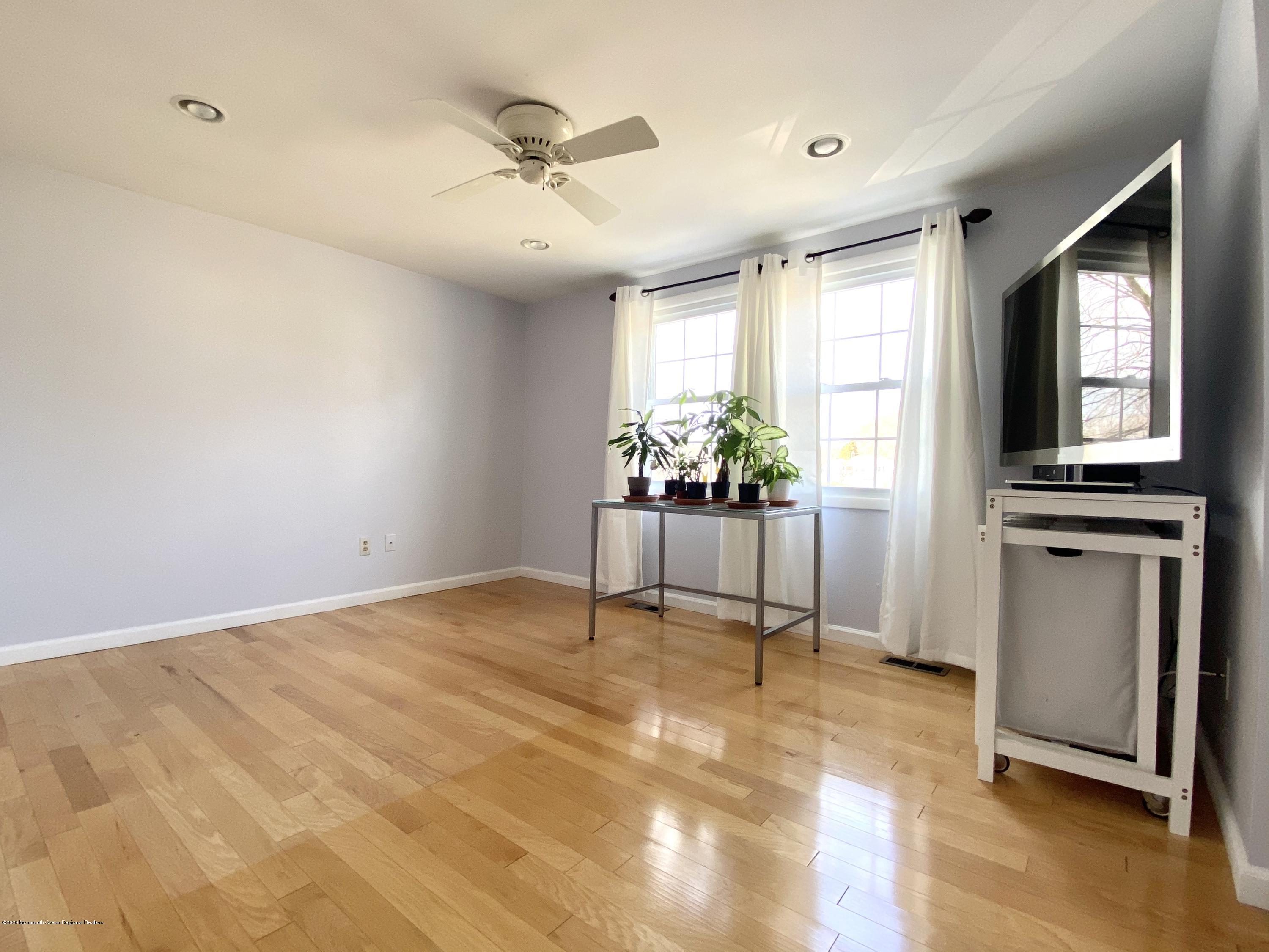 52 Applegate Road Freehold, NJ 07728 - Photo 20 of 29 IMG_1449