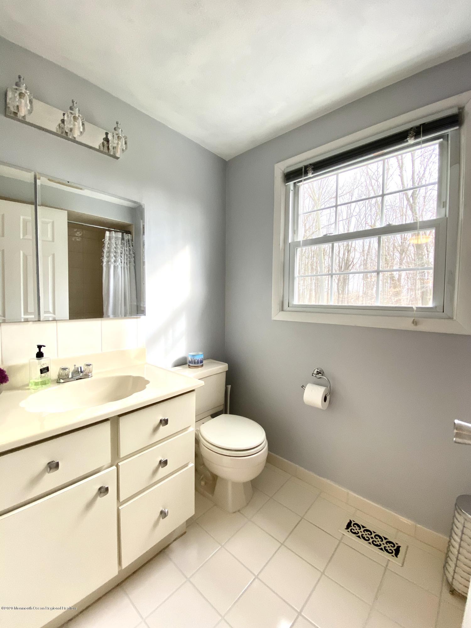52 Applegate Road Freehold, NJ 07728 - Photo 24 of 29 IMG_1444
