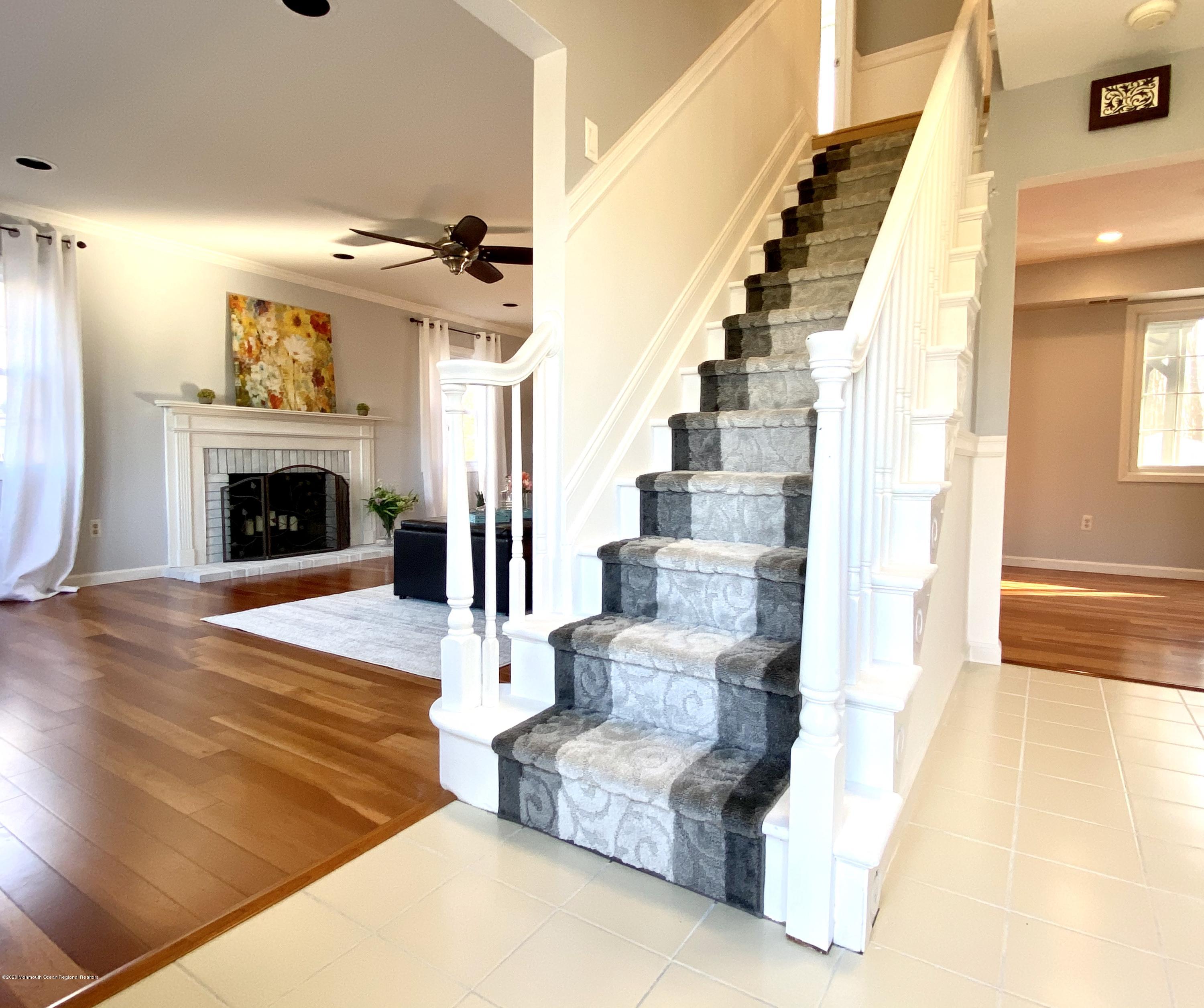 52 Applegate Road Freehold, NJ 07728 - Photo 4 of 29 IMG_1368