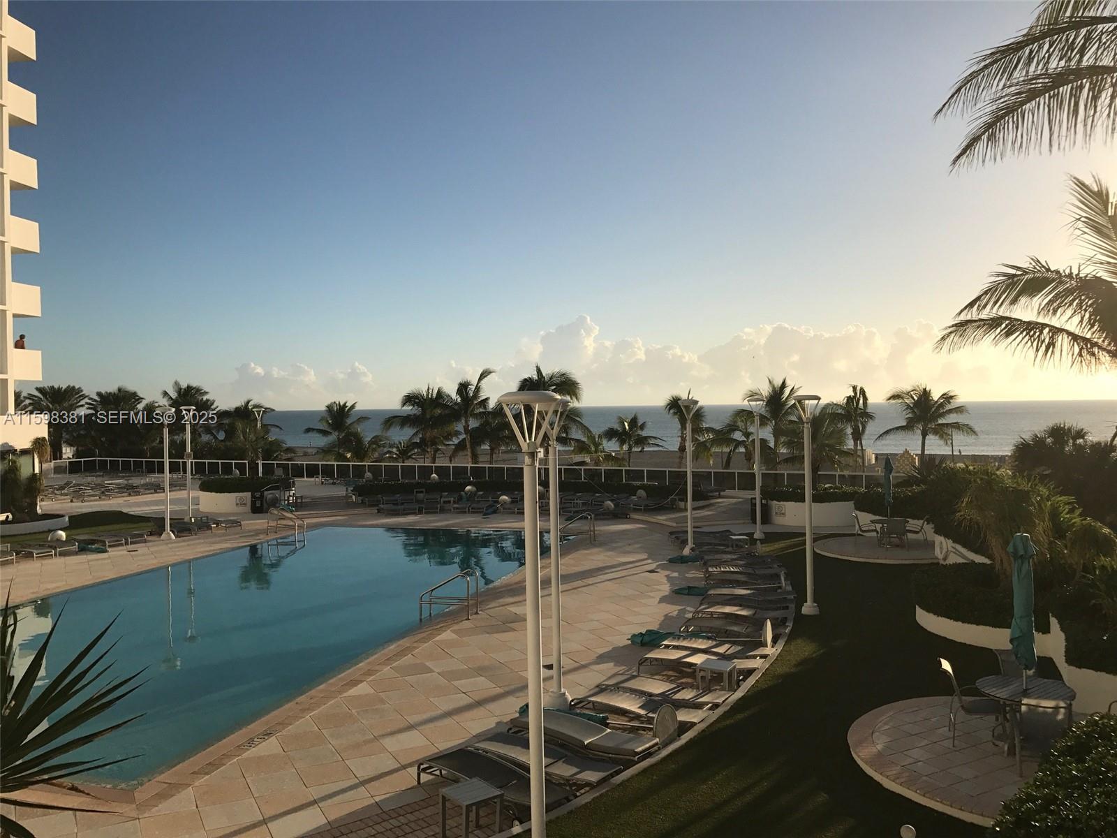 100 Lincoln Road, Unit 808 Miami Beach, FL 33139 - Photo 30 of 63 Gallery Image 30