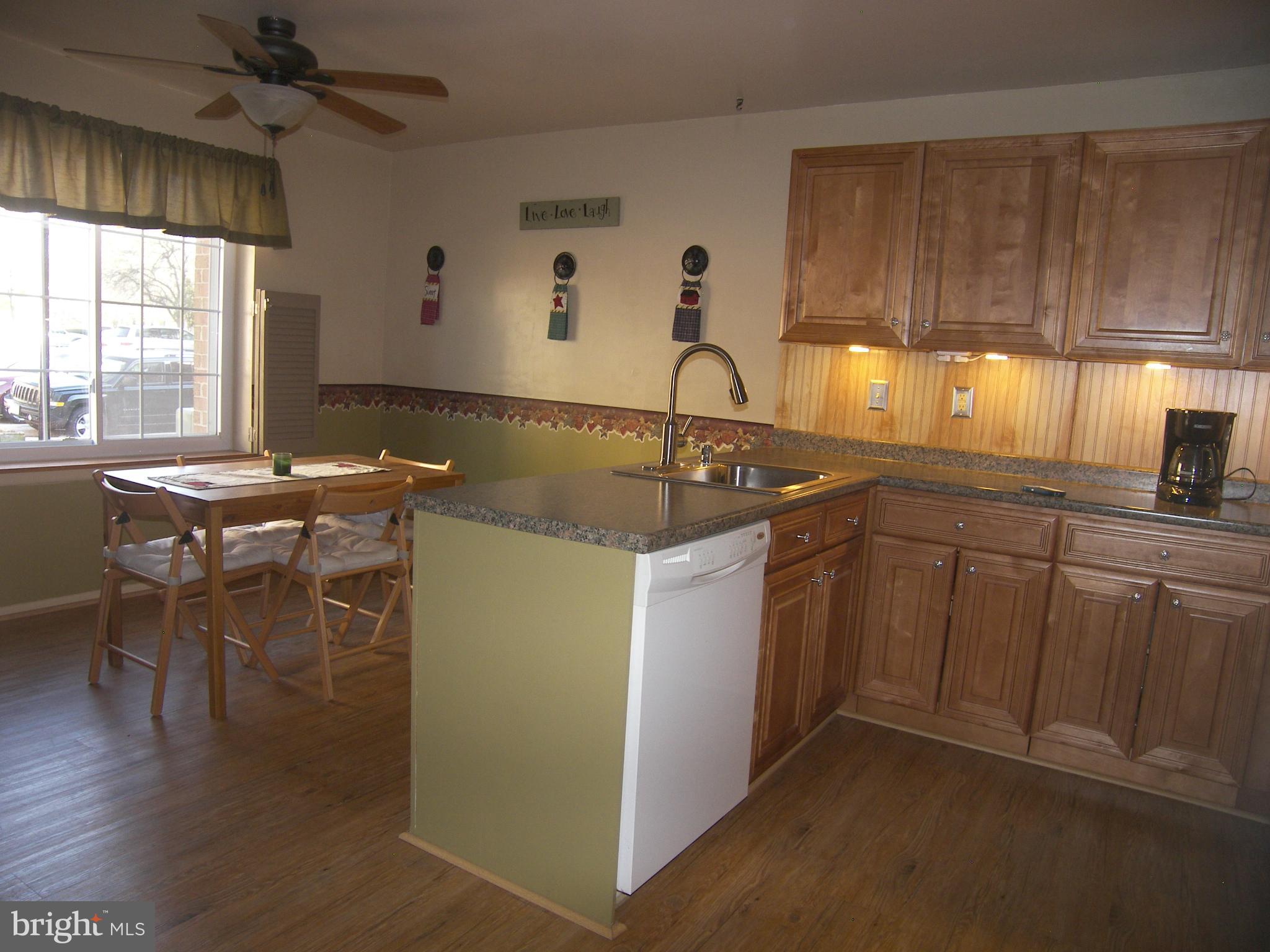 9729 Softwater Way Columbia, MD 21046 - Photo 9 of 20 Kitchen