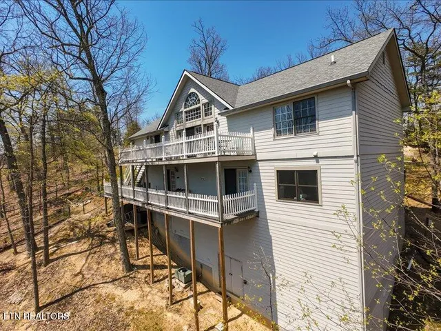 $544,000 | 702 John Sevier Drive, Sevierville, TN 37876