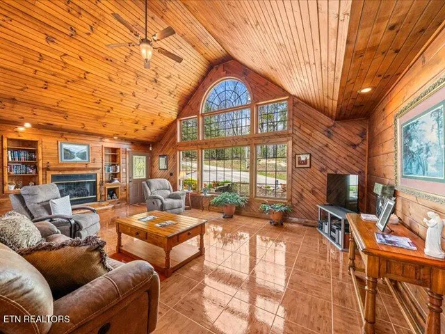 $544,000 | 702 John Sevier Drive, Sevierville, TN 37876