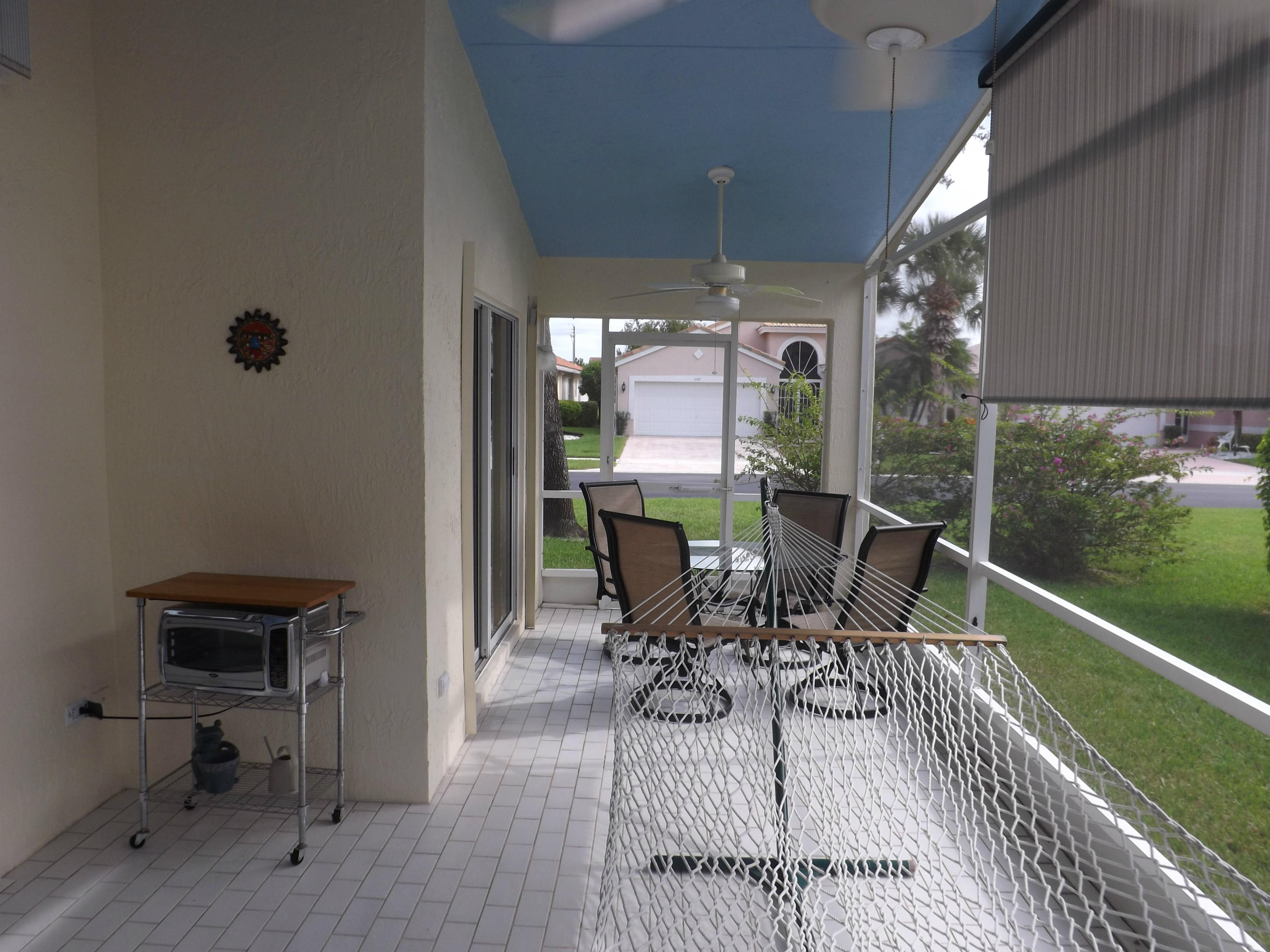 12271 Congressional Avenue Boynton Beach, FL 33437 - Photo 16 of 20 Rear Screened Patio