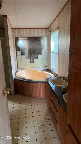 $64,900 | 22741 Highway 33, Aurora, NC 27806