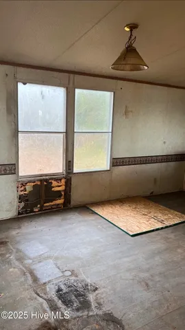 $64,900 | 22741 Highway 33, Aurora, NC 27806