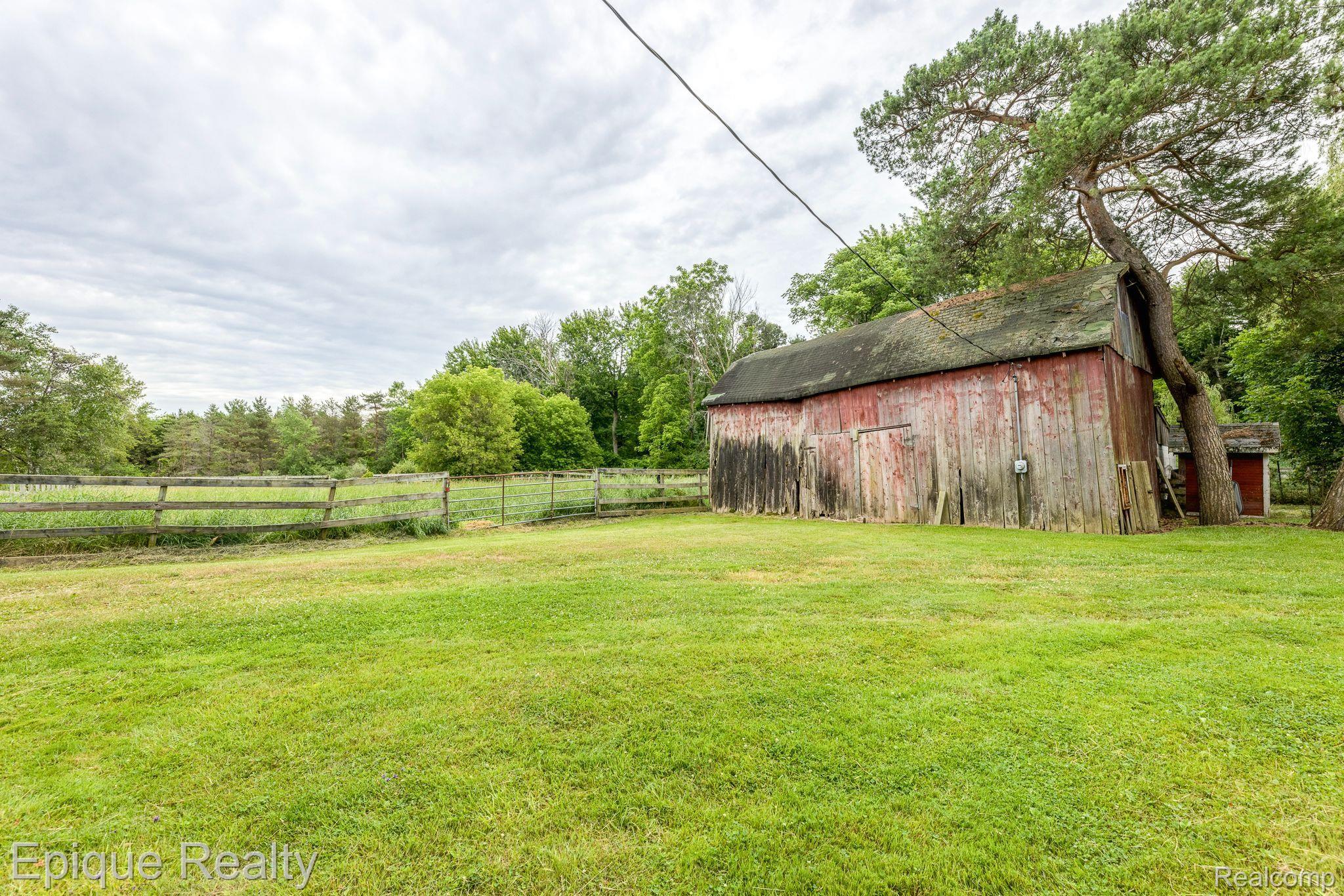 7200 Galbraith Line Road Lexington, MI 48450 - Photo 61 of 75 Gallery Image 61