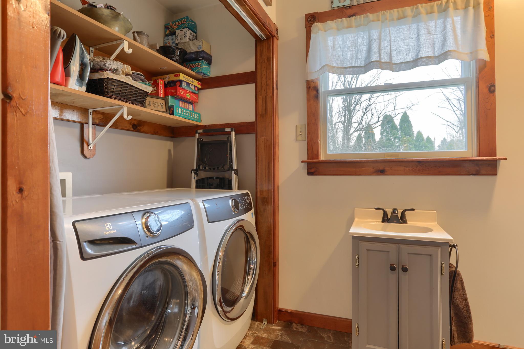 45 Station Road Bernville, PA 19506 - Photo 23 of 49 laundry room / half bath