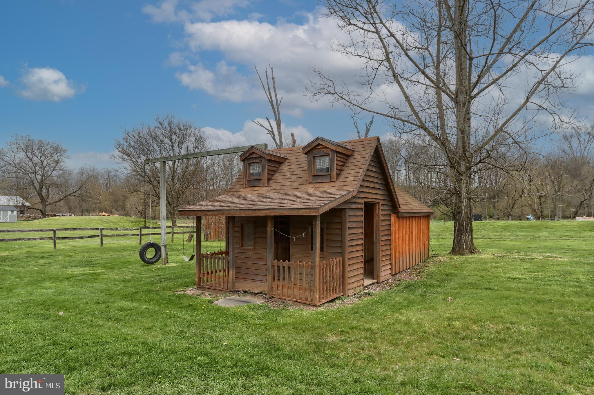 45 Station Road Bernville, PA 19506 - Photo 36 of 49 playhouse converted to dog pen