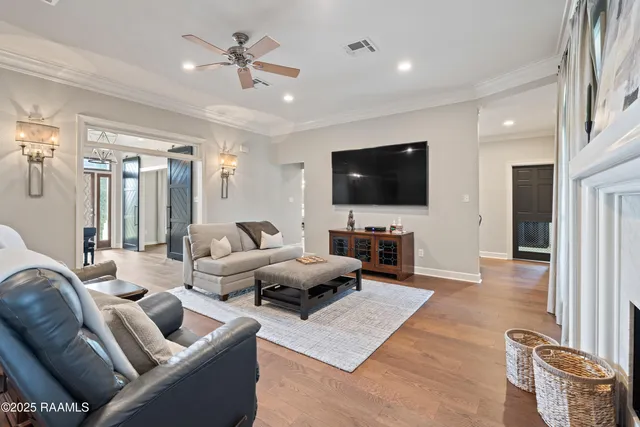 $799,000 | 8326 Sidney Gautreaux Road, Abbeville, LA 70510