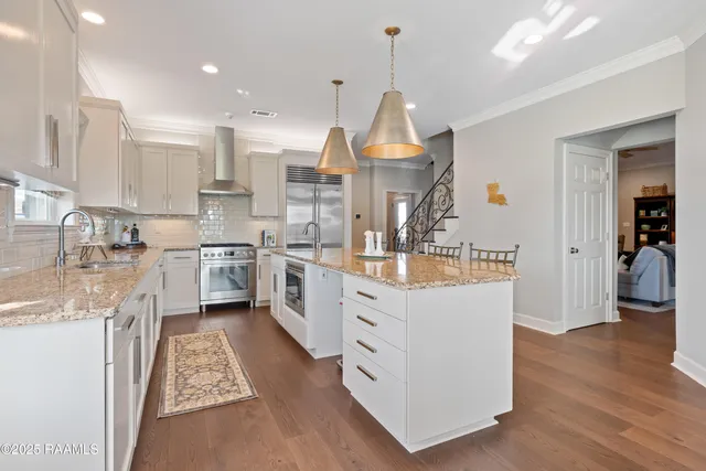 $799,000 | 8326 Sidney Gautreaux Road, Abbeville, LA 70510