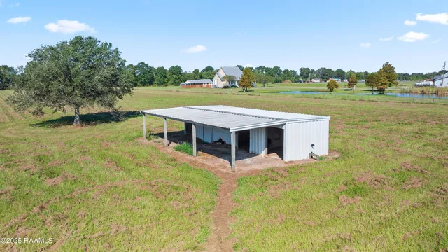 $799,000 | 8326 Sidney Gautreaux Road, Abbeville, LA 70510